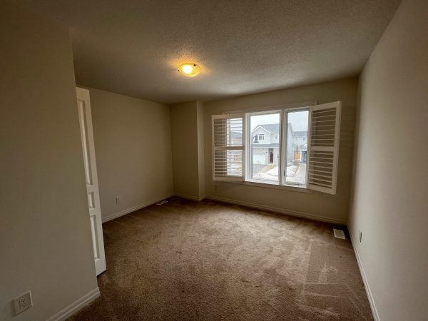 1073 Woodhaven Dr - 3rd bedroom 1